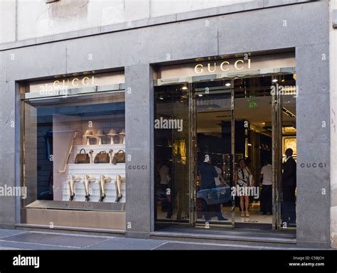 store gucci via monte napoleone|gucci store in milan.